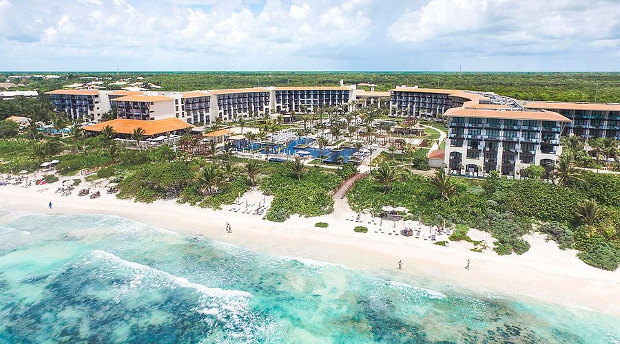 UNICO 20°87° Hotel Riviera Maya adults-only all-inclusive resort with locally-inspired luxury, beachfront setting, and immersive Mexican culture.